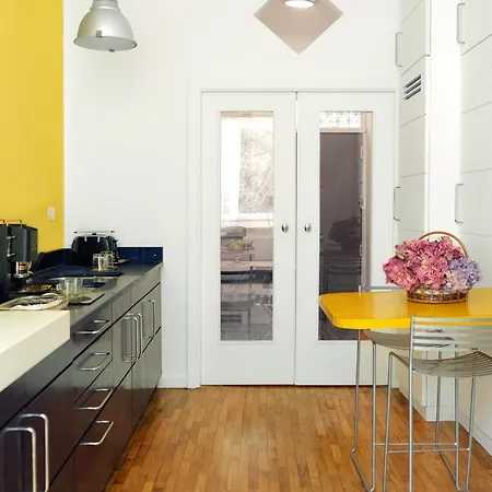 Terrazza Monteroduni 16 بيت ضيافة