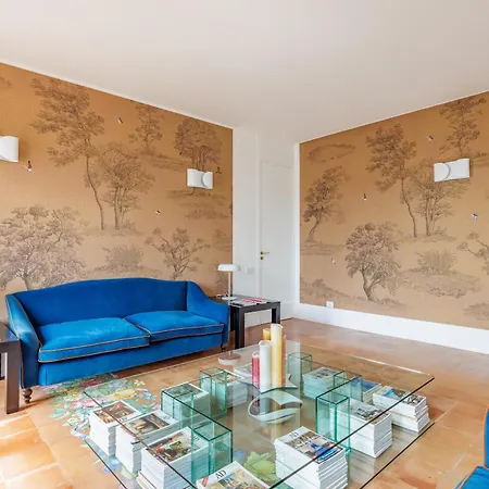 Terrazza Monteroduni 16 بيت ضيافة نابولي