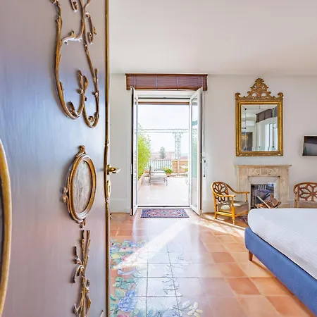 بيت ضيافة Terrazza Monteroduni 16 نابولي