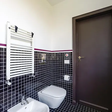 Terrazza Monteroduni 16 4* نابولي