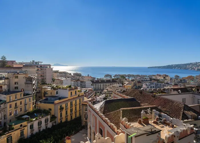 Terrazza Monteroduni 16 게스트하우스 4*